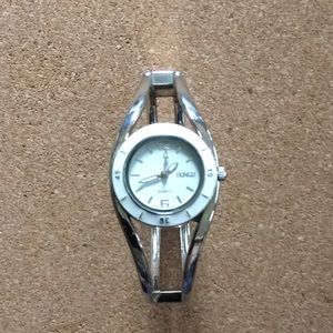 Bongo cuff watch